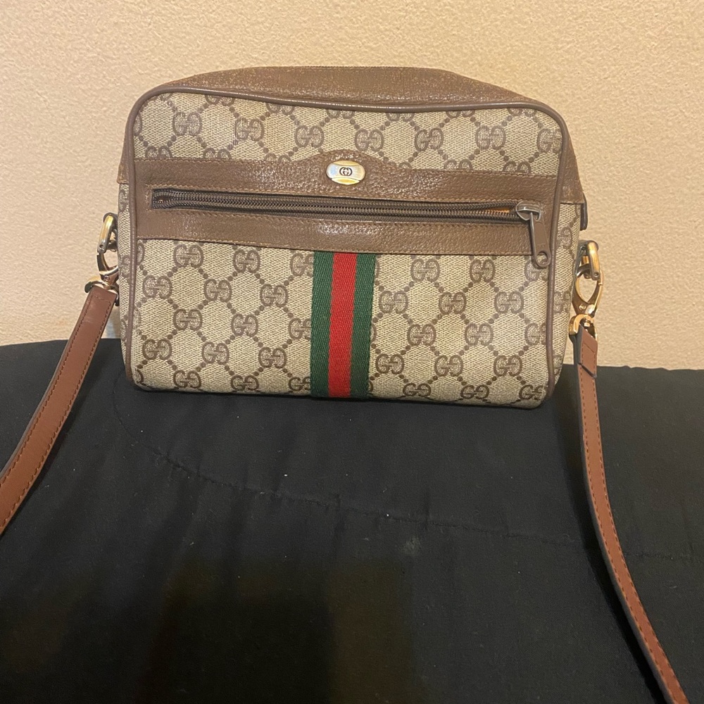 COPY - Gucci Crossbody with generic strap**CROSSPOSTED